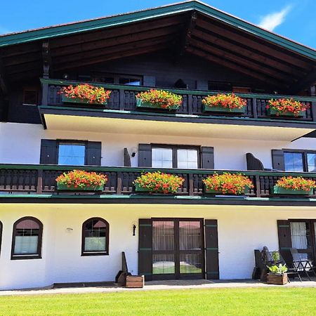 Ferienwohnung Schloegl Reit im Winkl Bagian luar foto